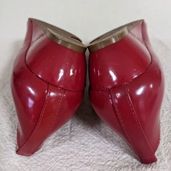Red Slip On Sz 7 Flower Peep Toe Comfort Low Wedge Shiney Patent Coastal Grandma - Picture 10 of 16